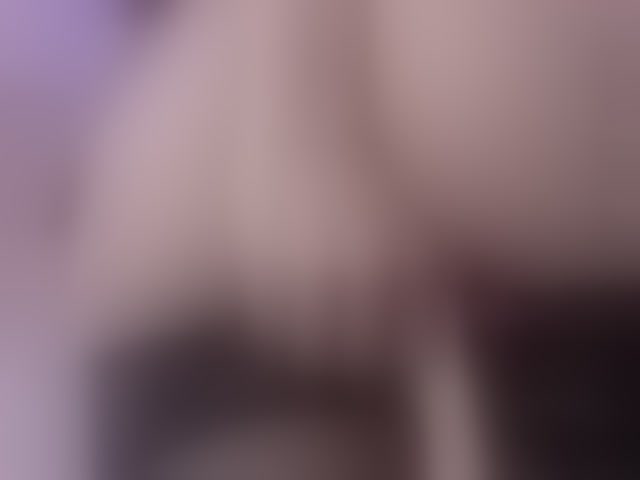 Live sex webcam photo for Mia-Starr #294306730