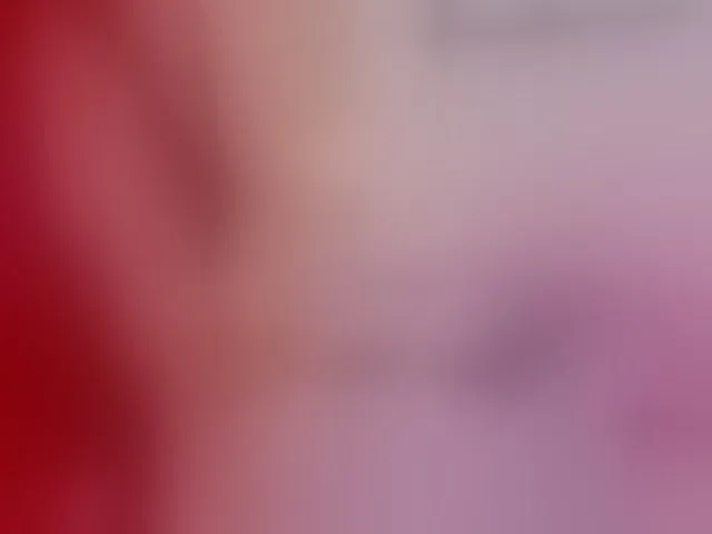Live sex webcam photo for Mia-Thompson-1 #293911829