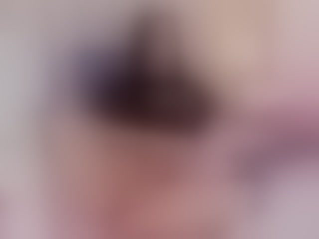 Live sex webcam photo for Mia-Thompson-1 #294024171