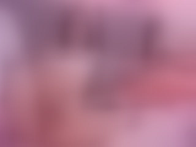 Live sex webcam photo for Mia-Thompson-1 #294052842