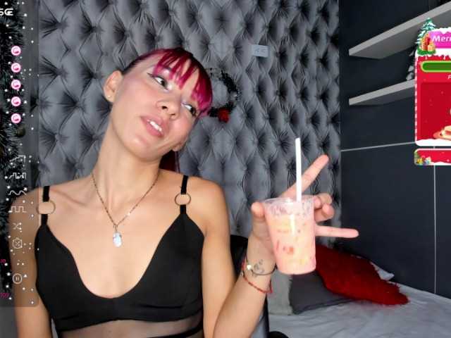 Live sex webcam photo for Mia-adams #276977231