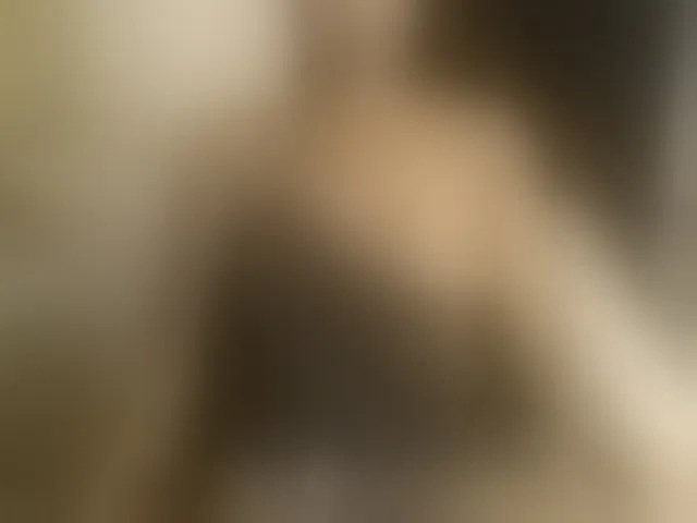 Live sex webcam photo for Mia-boobs #293098646
