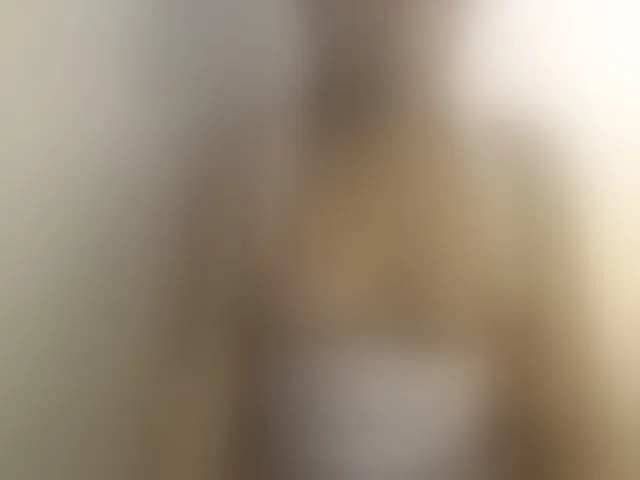 Live sex webcam photo for Mia-boobs #293675886