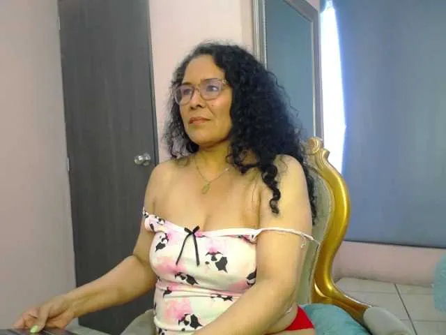 Live sex webcam photo for Mia-kell #274023893