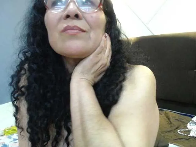 Live sex webcam photo for Mia-kell #274975001