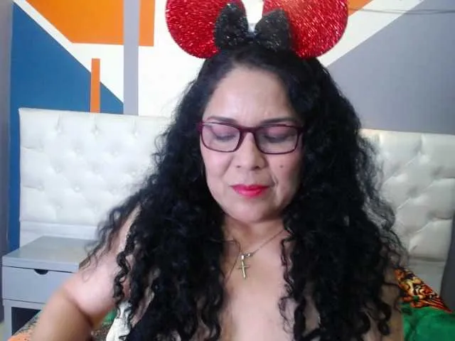 Live sex webcam photo for Mia-kell #275767017