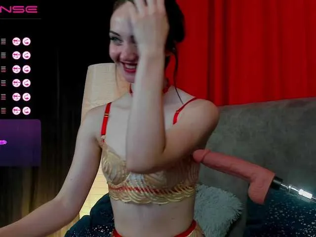 Live sex webcam photo for Mia-me #275645915