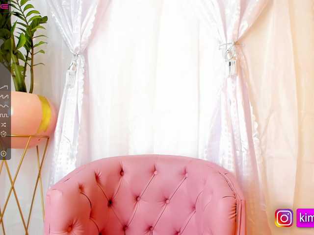 Live sex webcam photo for Mia0316 #275644950