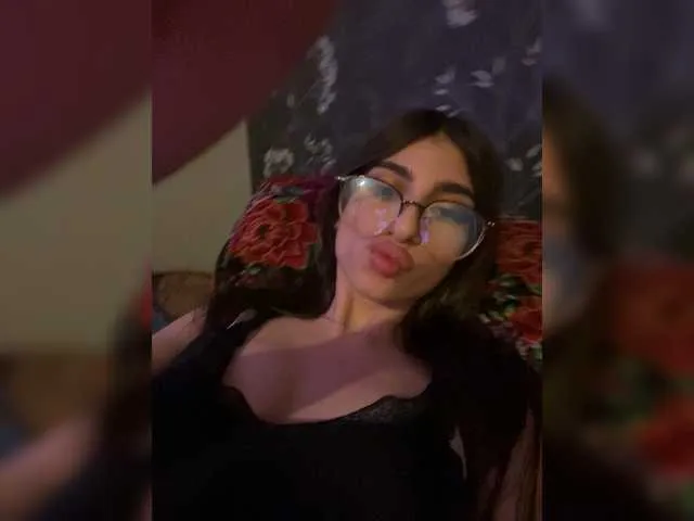 Live sex webcam photo for Mia69aa #291537669