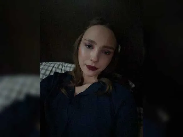 Live sex webcam photo for Mia771 #272192586