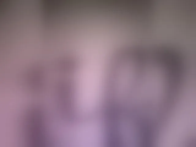 Live sex webcam photo for Mia883 #293077000