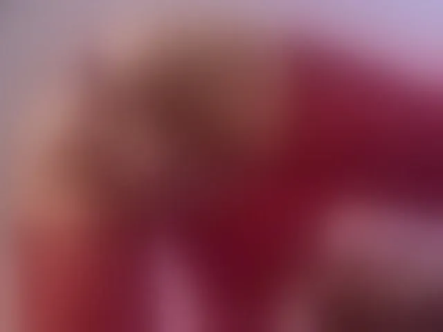 Live sex webcam photo for MiaAddison #292572124