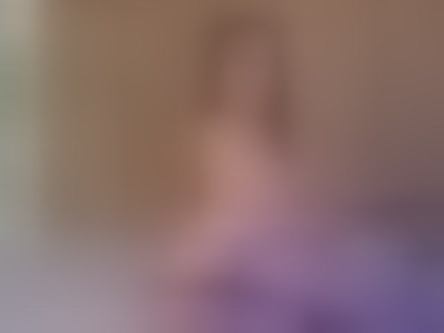 Live sex webcam photo for MiaAddison #292795767