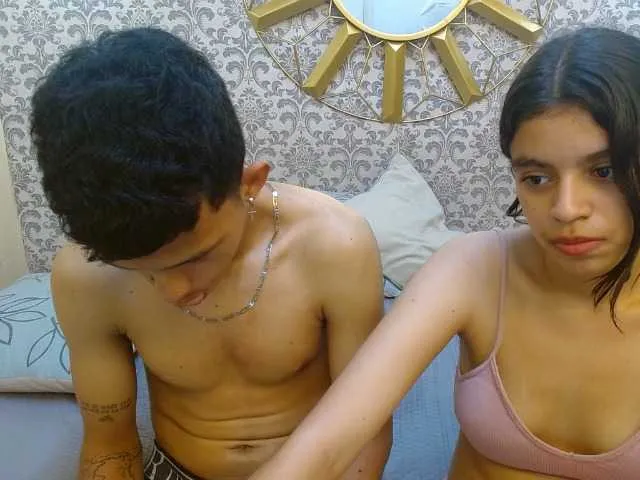 Live sex webcam photo for MiaAndMarkk #276923476