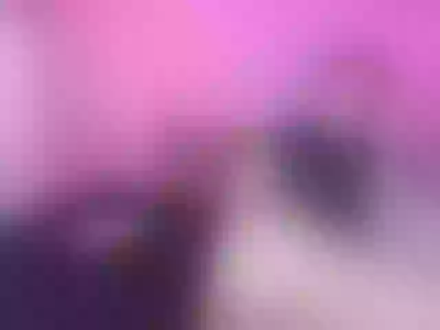Live sex webcam photo for MiaAylin #290355529