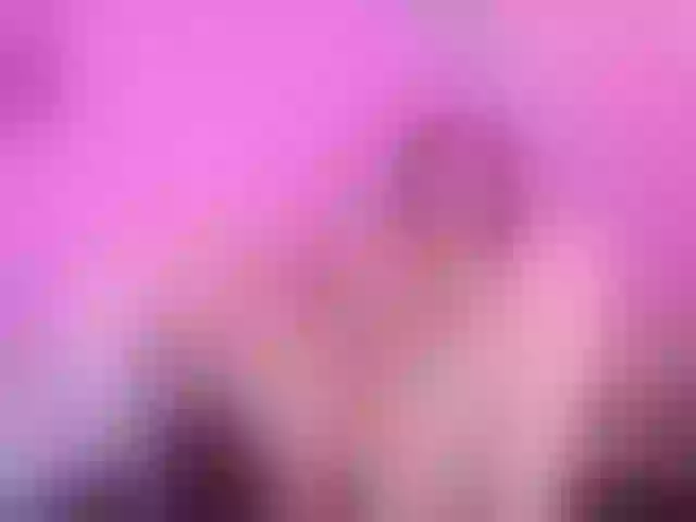 Live sex webcam photo for MiaAylin #290382870