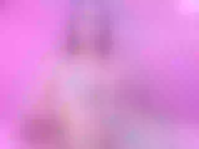 Live sex webcam photo for MiaAylin #290414302