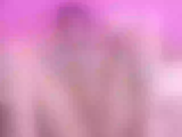 Live sex webcam photo for MiaAylin #290467690