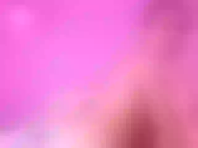 Live sex webcam photo for MiaAylin #290555492