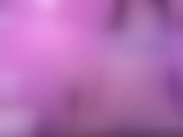 Live sex webcam photo for MiaAylin #290931522