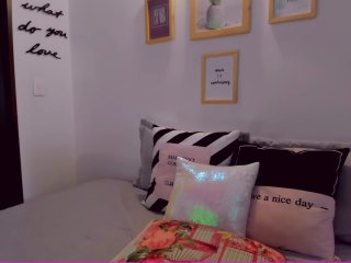 Live sex webcam photo for MiaBankss #147518942