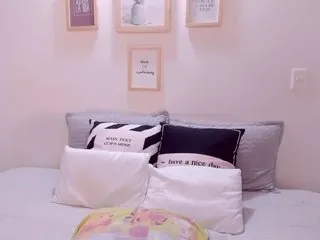 Live sex webcam photo for MiaBankss #159363400