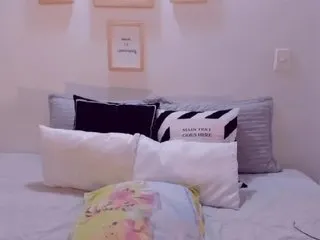 Live sex webcam photo for MiaBankss #160265546