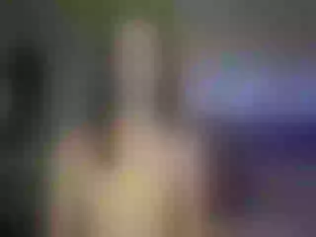 Live sex webcam photo for MiaBeeX #290786407