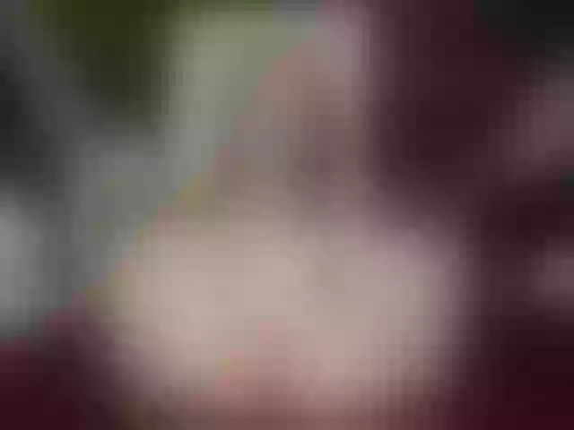Live sex webcam photo for MiaBeeX #291154699