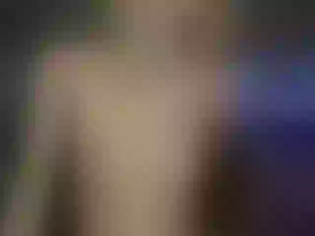 Live sex webcam photo for MiaBeeX #291413082