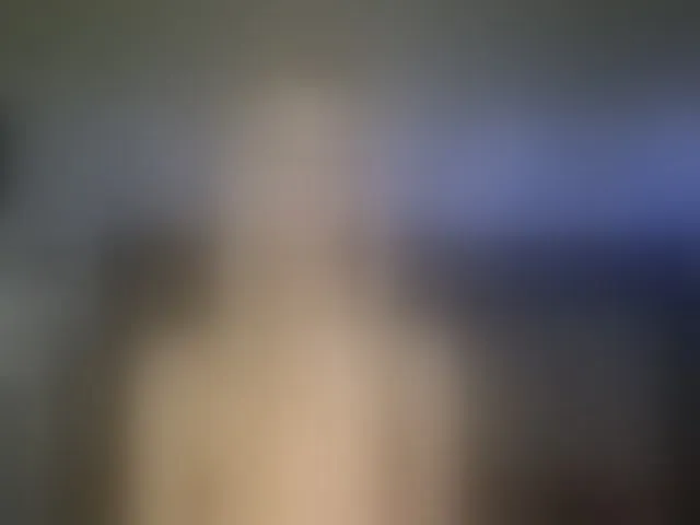 Live sex webcam photo for MiaBeeX #292522521