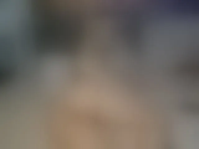 Live sex webcam photo for MiaBeeX #293063612
