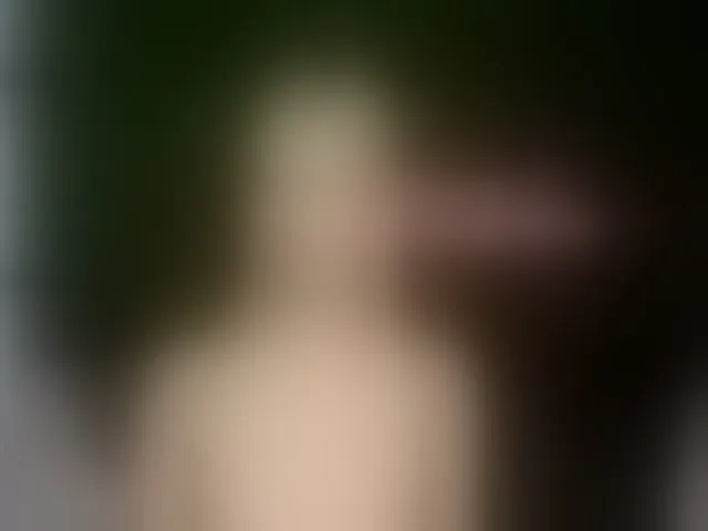 Live sex webcam photo for MiaBeeX #293905842