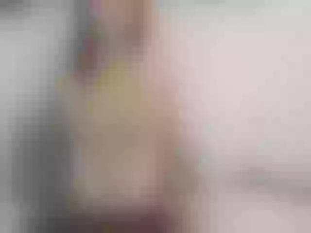 Live sex webcam photo for MiaBrunette #275607653
