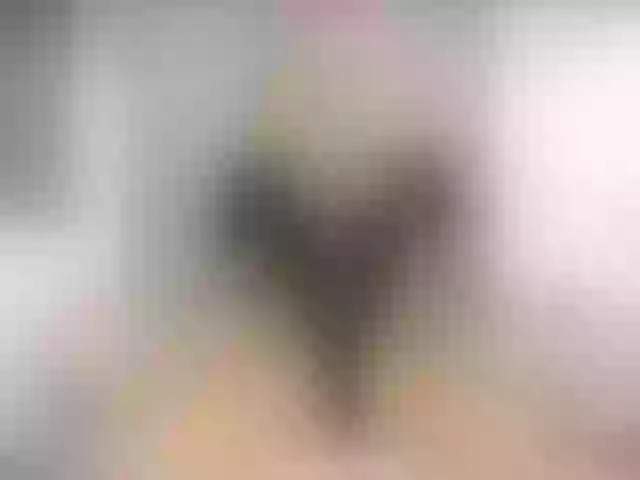 Live sex webcam photo for MiaBrunette #291286891