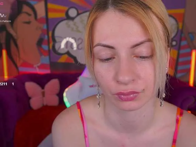 Live sex webcam photo for MiaBurkaa #290781856