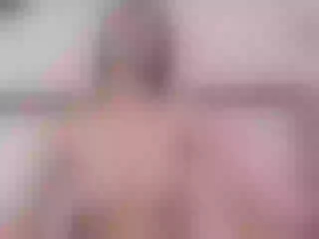 Live sex webcam photo for MiaConte #277095062