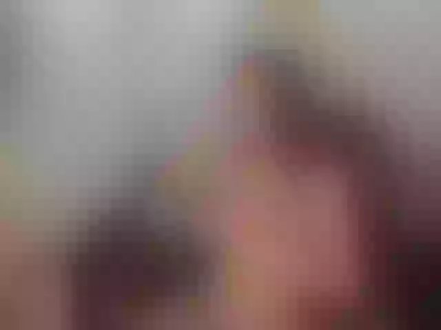 Live sex webcam photo for MiaFarrell #290446437