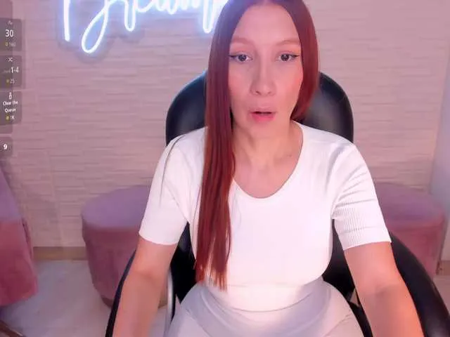 Live sex webcam photo for MiaFarrell #290950840