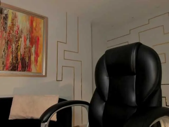 Live sex webcam photo for MiaFarrell #291474960