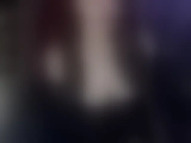 Live sex webcam photo for MiaGrace #293378279