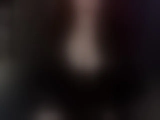 Live sex webcam photo for MiaGrace #293487799
