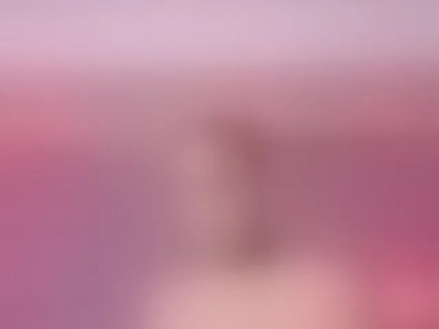 Live sex webcam photo for MiaGrayce #293136728