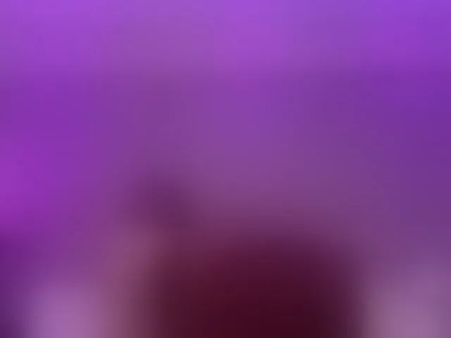 Live sex webcam photo for MiaGrayce #293721474