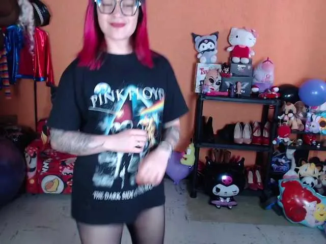 Live sex webcam photo for MiaJhons #291806015