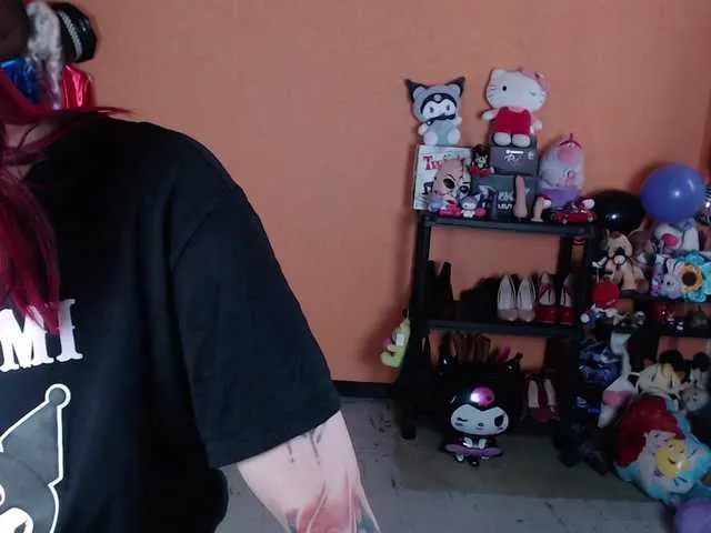 Live sex webcam photo for MiaJhons #291813601