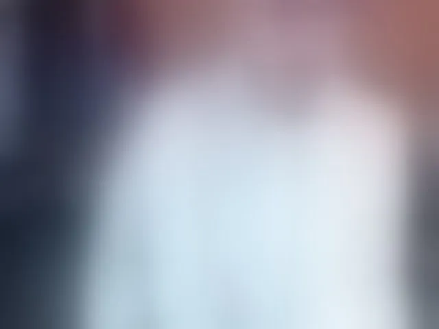 Live sex webcam photo for MiaJhons #293784110