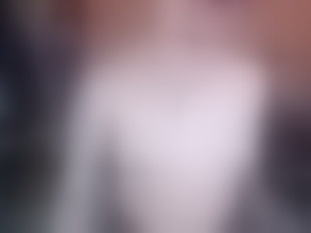 Live sex webcam photo for MiaJhons #294222847