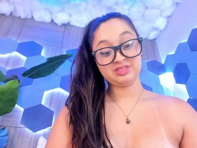 Live sex webcam photo for MiaKay #291803262