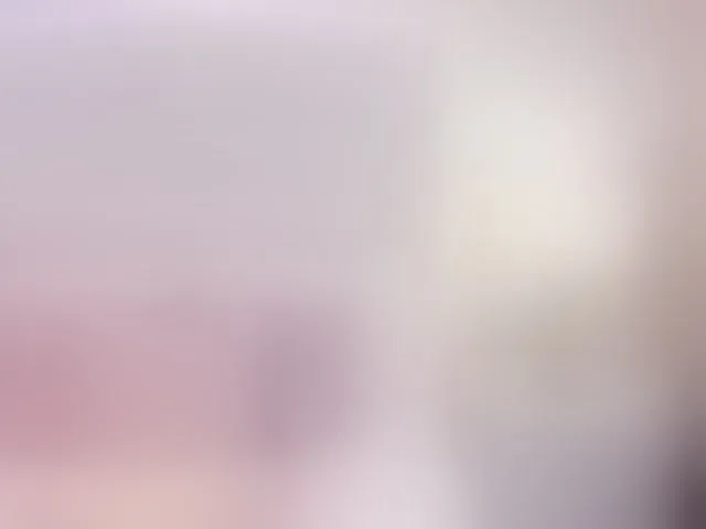 Live sex webcam photo for MiaLewis #291980094